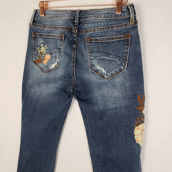 Driftwood Sundance Audrey Embroidered Jeans Raw Hem Distressed Boho size 26 - Picture 12 of 15
